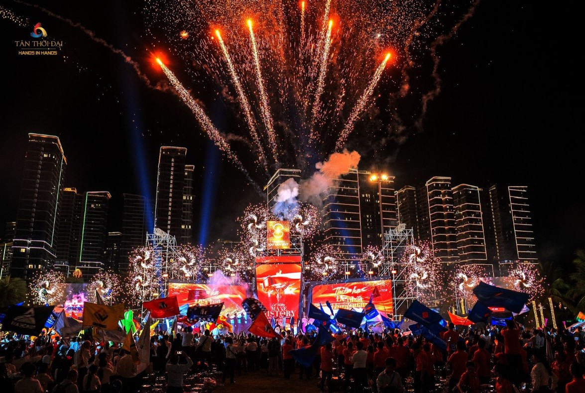 Tân Thời Đại bùng nổ tại lễ ra quân Vinhomes Hải Vân Bay, khẳng định khí thế tiên phong tại 2 điểm cầu Hà Nội - Đà Nẵng